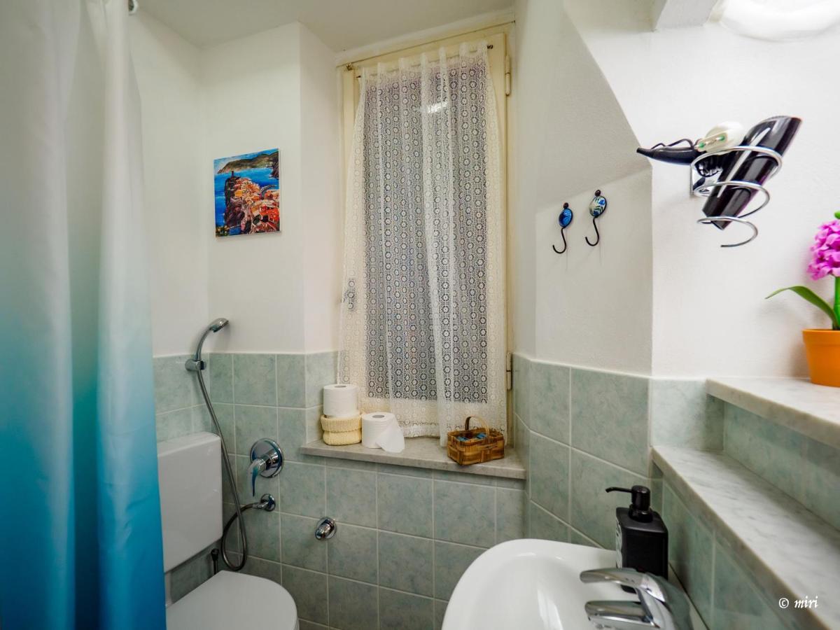 Carmelina Room Вернацца Экстерьер фото
